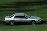 R32 Nissan Skyline Sedan Picture